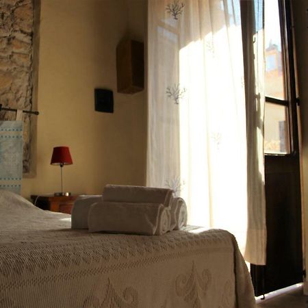 Sant Efisio Host Hotel Cagliari Buitenkant foto